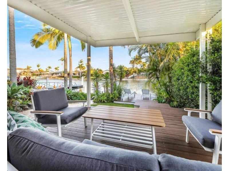 4a Admirals Ct, Mooloolaba QLD 4557