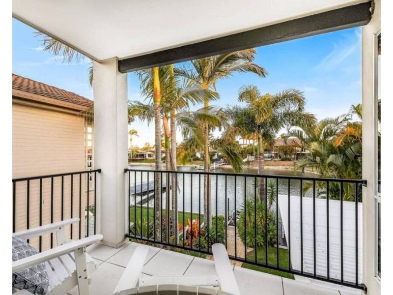 4a Admirals Ct, Mooloolaba QLD 4557