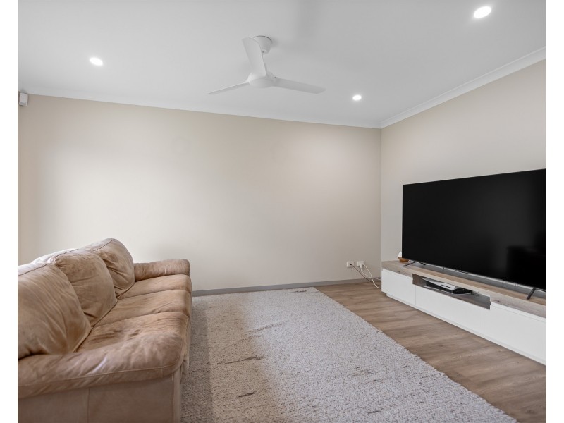 5 Orchard Ct, Mudjimba QLD 4564