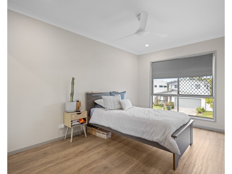 5 Orchard Ct, Mudjimba QLD 4564