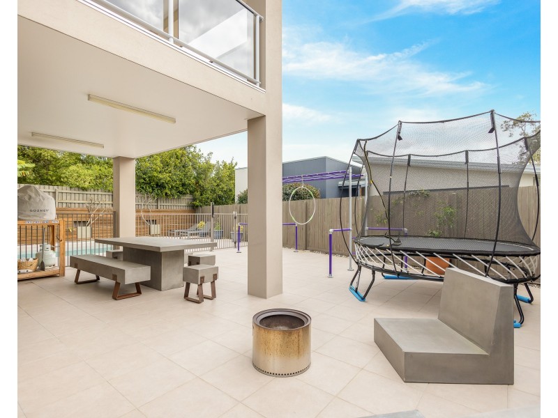 5 Orchard Ct, Mudjimba QLD 4564