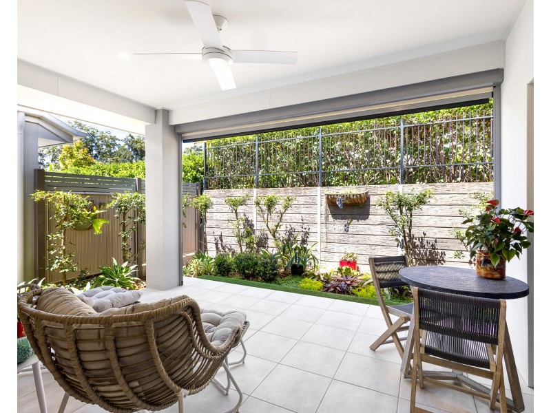 2/2 Retreat Drive, Buderim QLD 4556