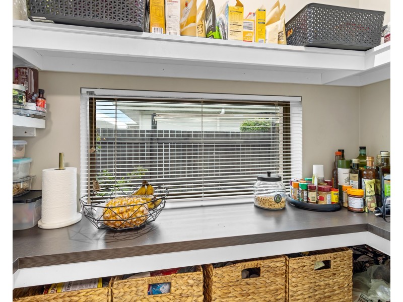 4 Golden St, Caloundra West QLD 4551