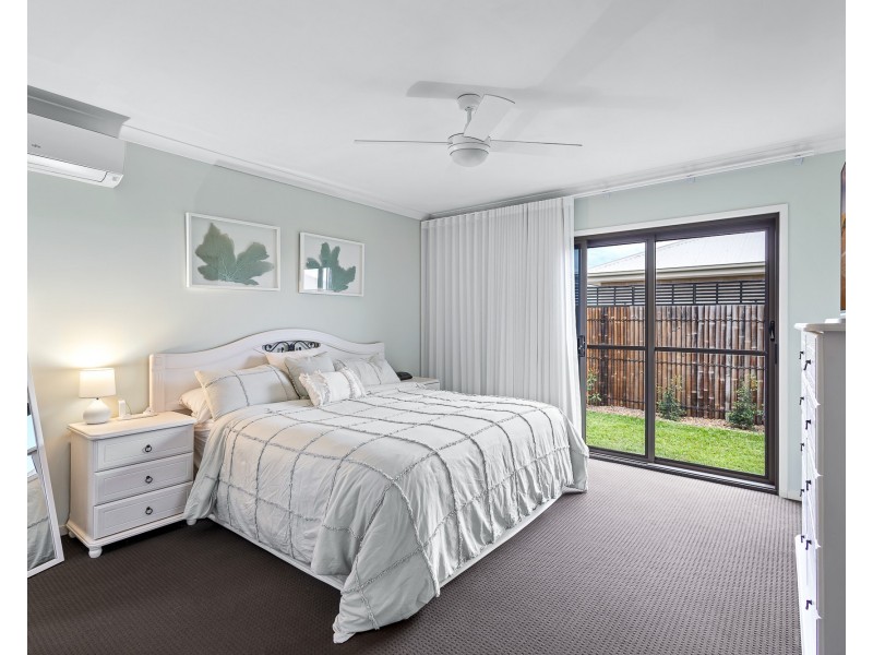 4 Golden St, Caloundra West QLD 4551