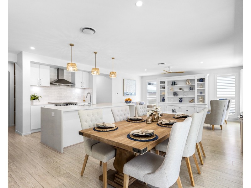 49 Marina View Dr, Pelican Waters QLD 4551