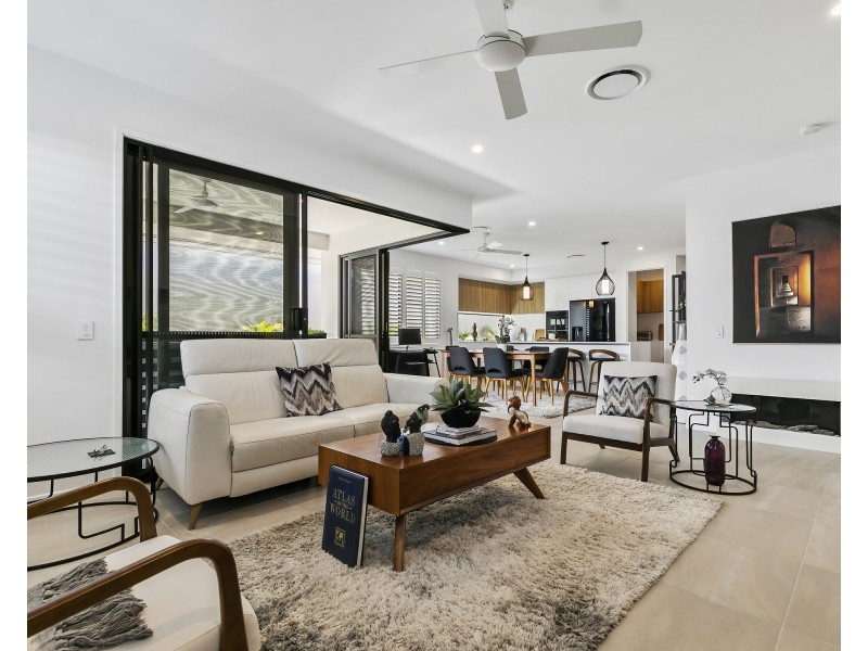 300/2 Retreat Dr, Buderim QLD 4556