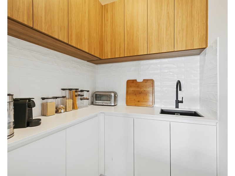 300/2 Retreat Dr, Buderim QLD 4556