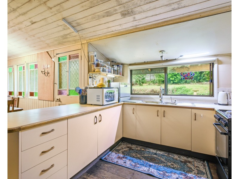 42 Hocking St, Nambour QLD 4560