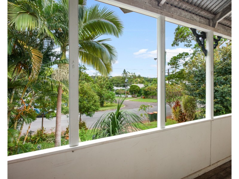 42 Hocking St, Nambour QLD 4560