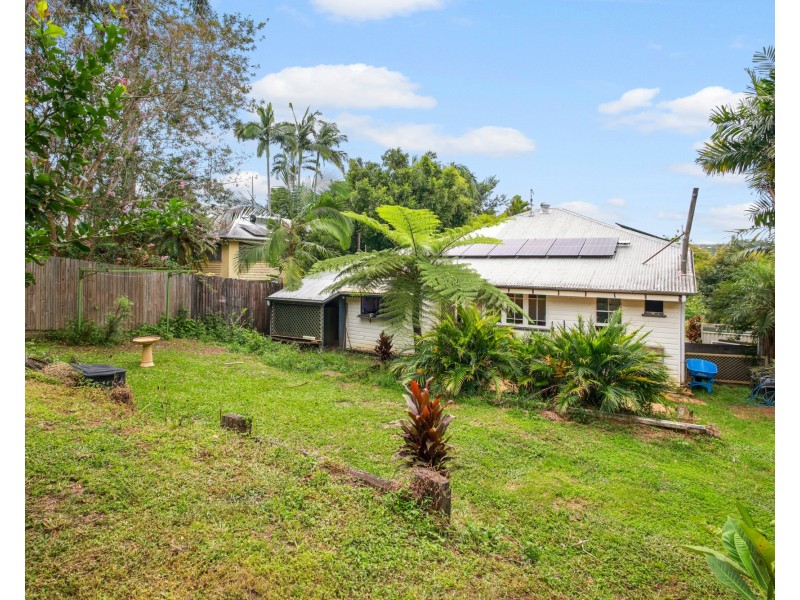 42 Hocking St, Nambour QLD 4560