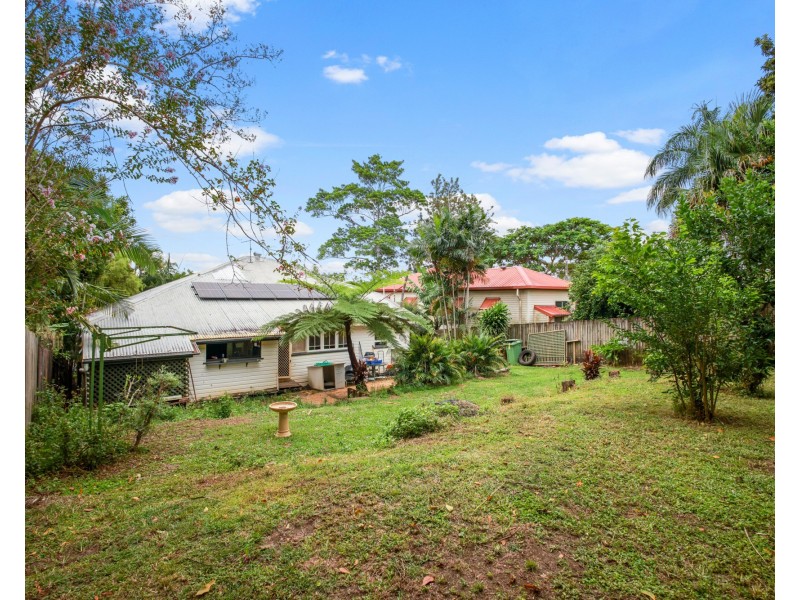 42 Hocking St, Nambour QLD 4560