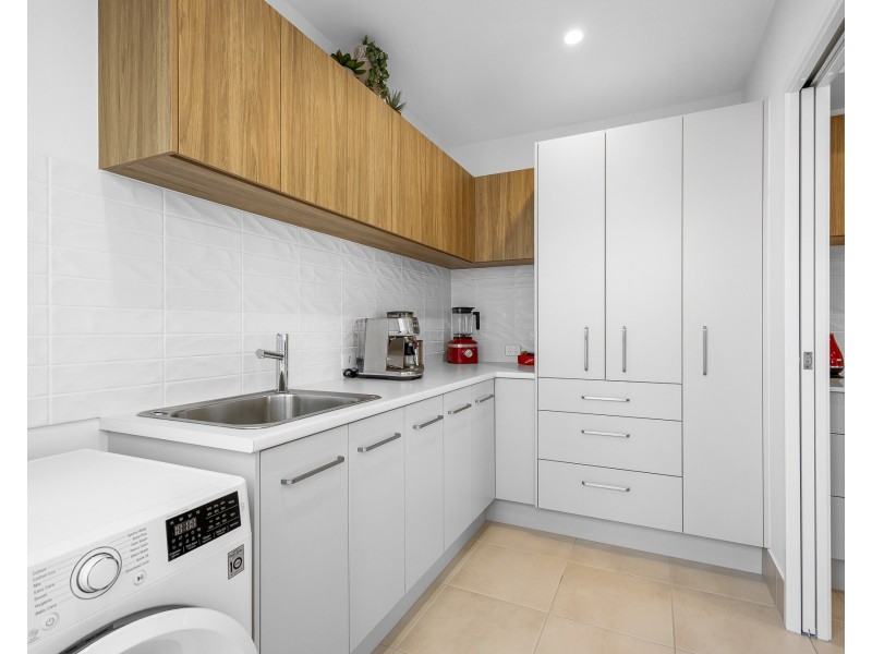 274/2 Retreat Dr, Buderim QLD 4556