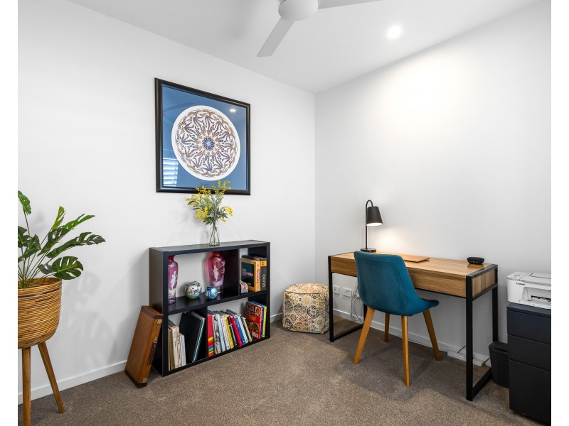 274/2 Retreat Dr, Buderim QLD 4556