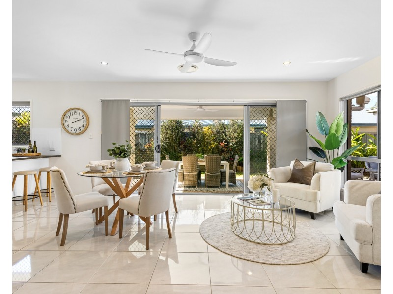 6 Impression Dr, Nambour QLD 4560