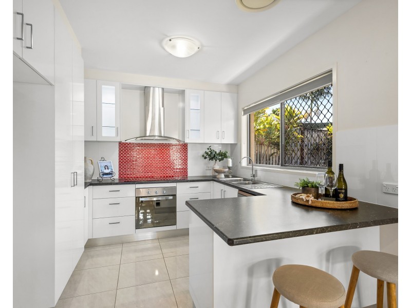 6 Impression Dr, Nambour QLD 4560