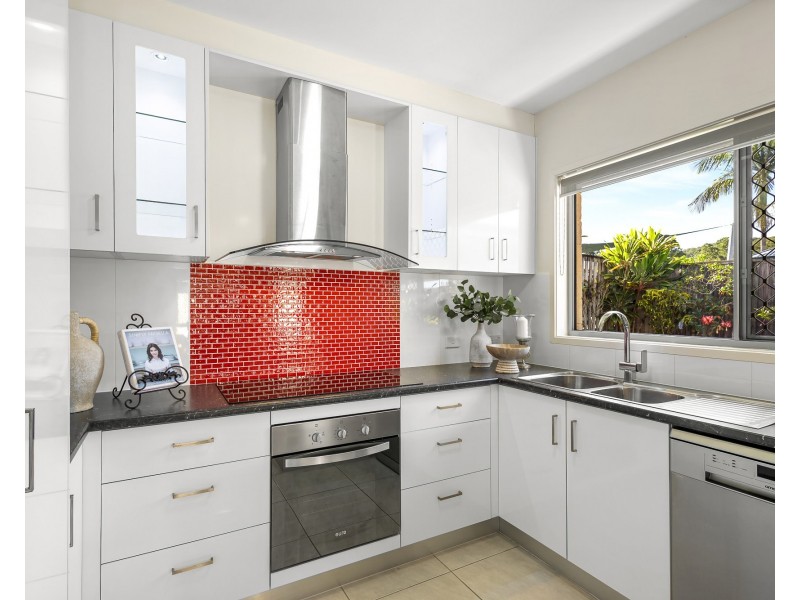 6 Impression Dr, Nambour QLD 4560