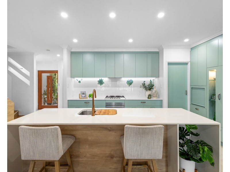 16 Sarina Pl, Maroochydore QLD 4558