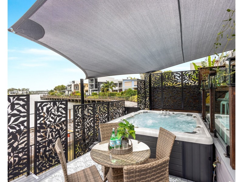 16 Sarina Pl, Maroochydore QLD 4558