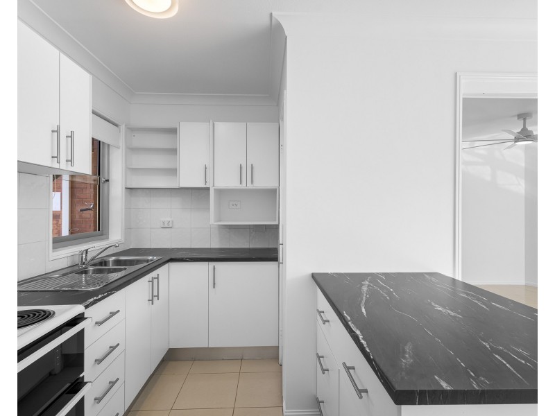 2/51 Edward St, Alexandra Headland QLD 4572