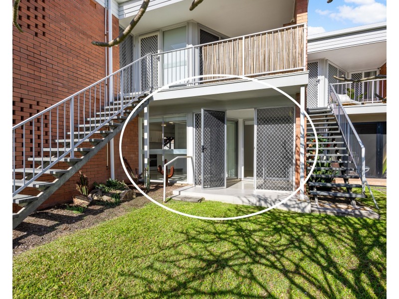 2/51 Edward St, Alexandra Headland QLD 4572