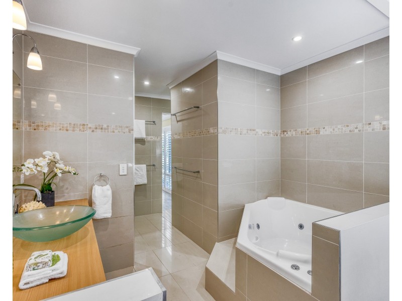 15 Pheasant St, Buderim QLD 4556