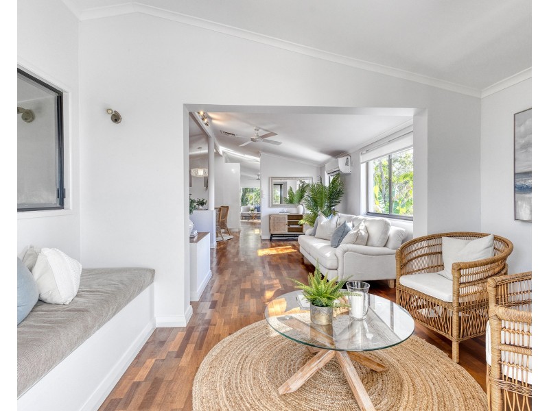 15 Pheasant St, Buderim QLD 4556
