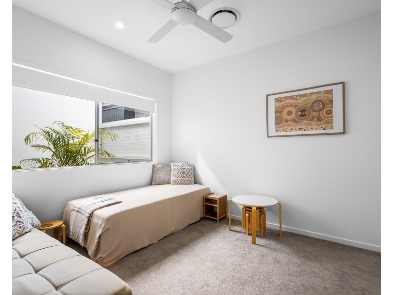 301/2 Retreat Dr, Buderim QLD 4556