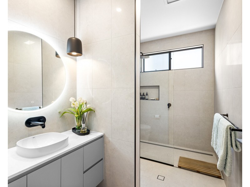 16/2 Retreat Dr, Buderim QLD 4556