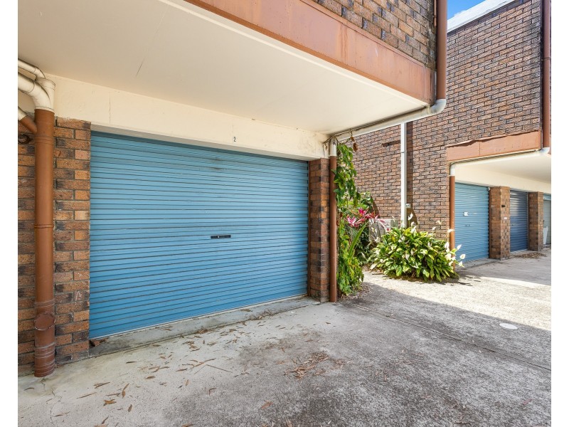 2/19 Muraban St, Mooloolaba QLD 4557