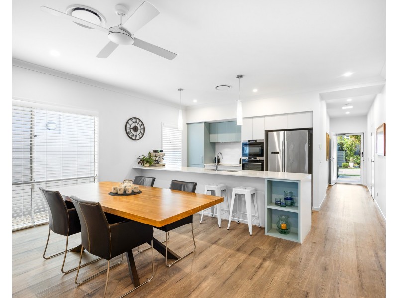 25/2 Retreat Dr, Buderim QLD 4556