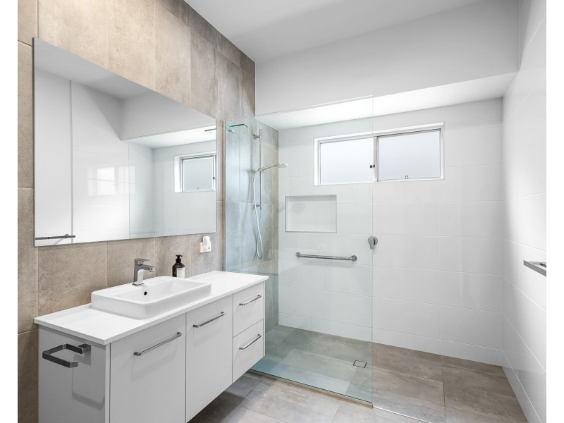 25/2 Retreat Dr, Buderim QLD 4556
