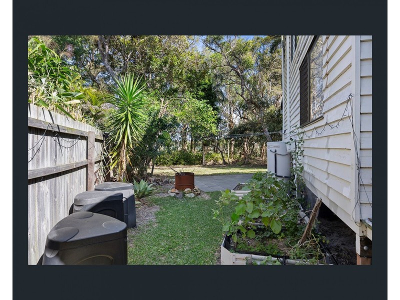 741 David Low Way, Mudjimba QLD 4564