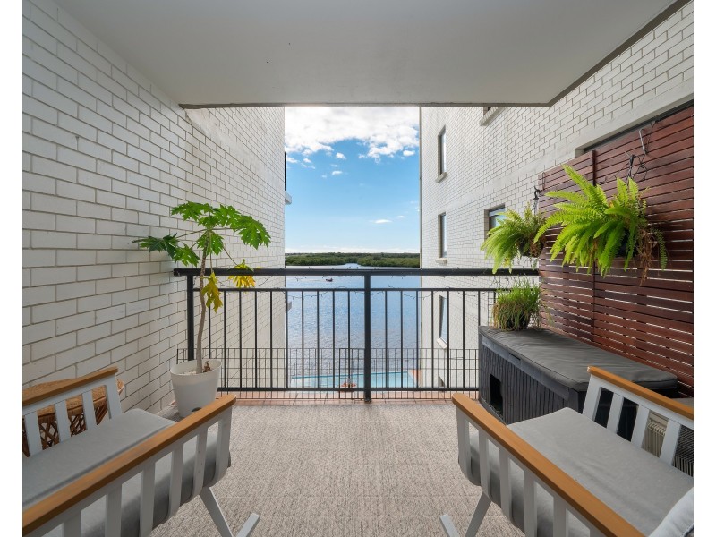 30/150 Duporth Ave, Maroochydore QLD 4558