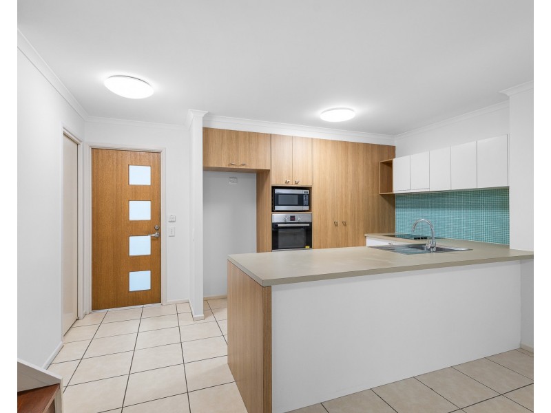 49/1 Poinsettia Ct, Mooloolaba QLD 4557