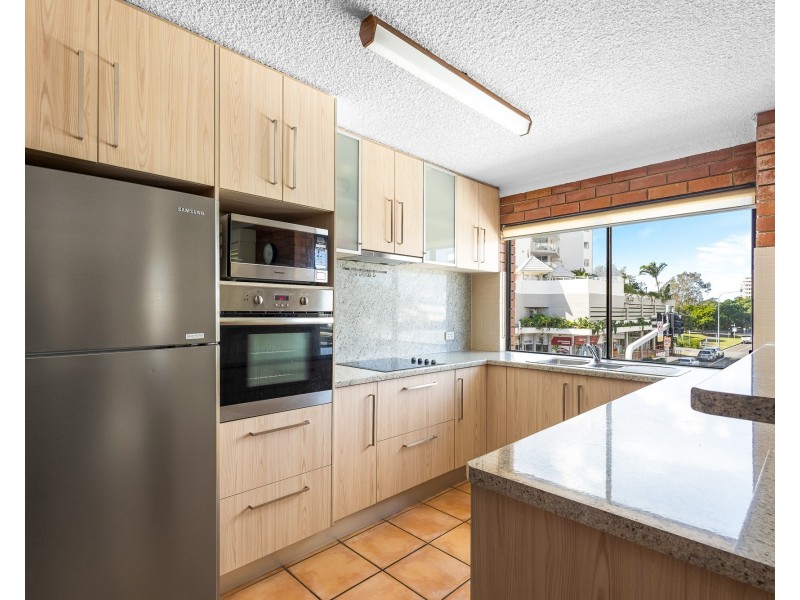 12/13 Burnett St, Mooloolaba QLD 4557