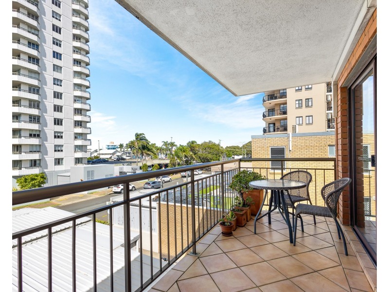 12/13 Burnett St, Mooloolaba QLD 4557