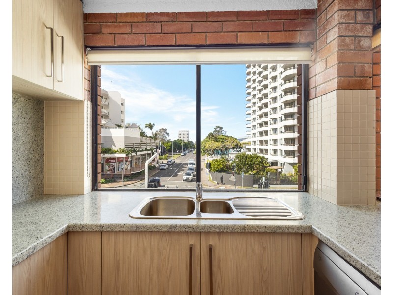 12/13 Burnett St, Mooloolaba QLD 4557