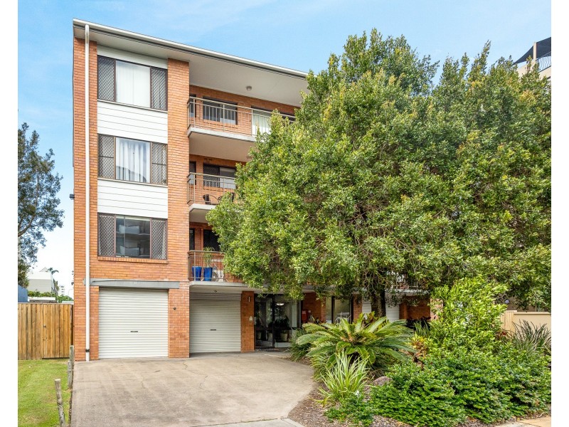 12/13 Burnett St, Mooloolaba QLD 4557