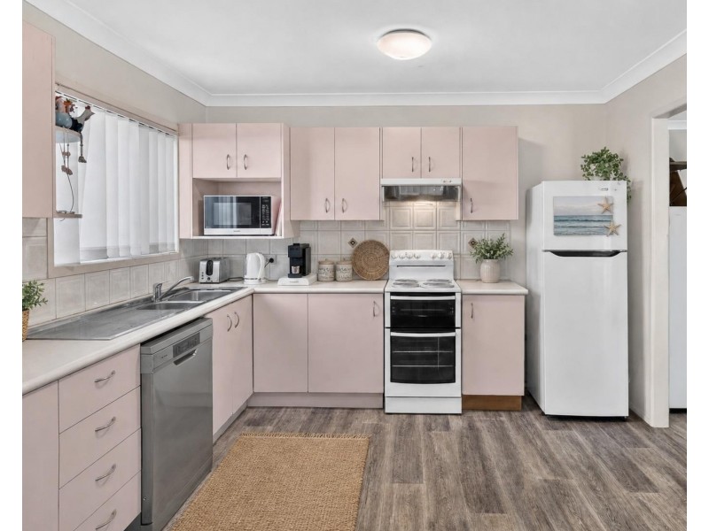 3 Bowman Rd, Caloundra QLD 4551