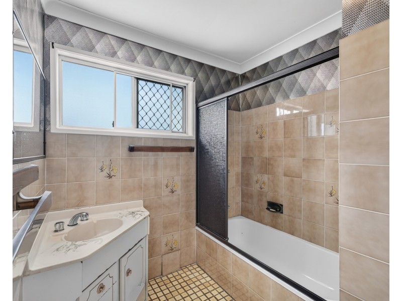 3 Bowman Rd, Caloundra QLD 4551