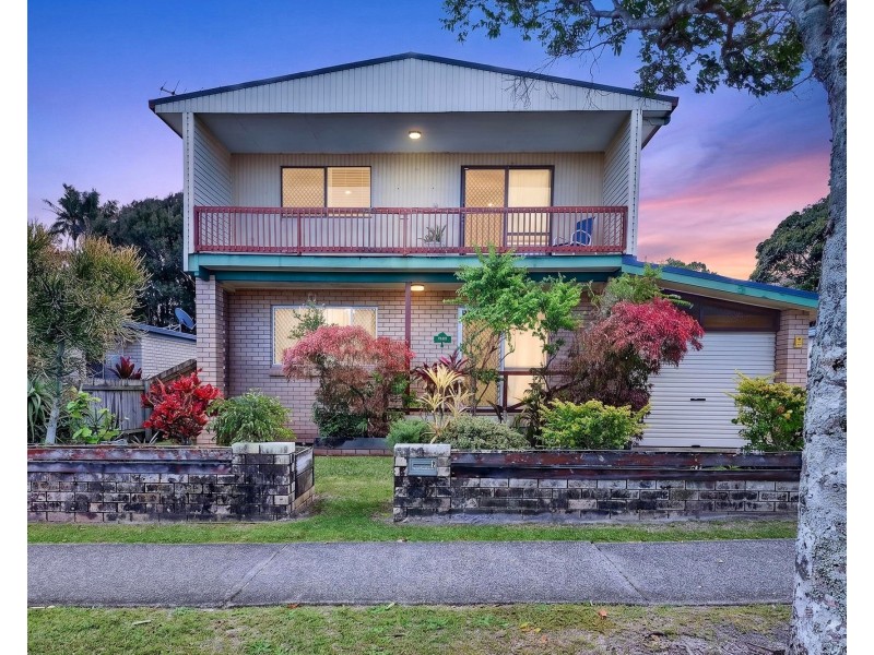 3 Bowman Rd, Caloundra QLD 4551