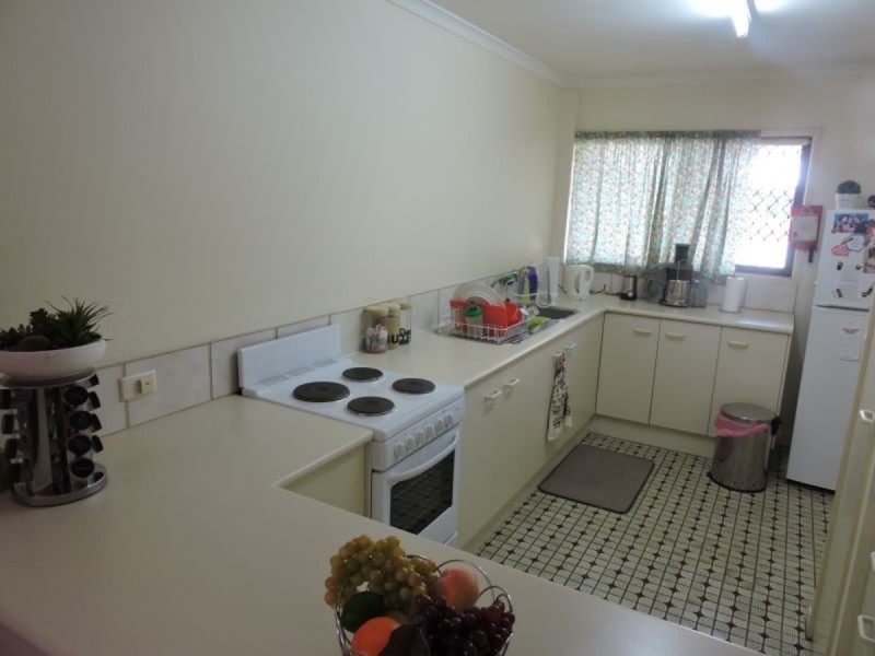 1/28a Marine Parade, Southport QLD 4215