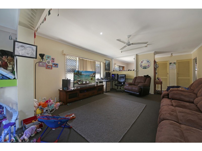 15 Cawthray Street, Biggera Waters QLD 4216