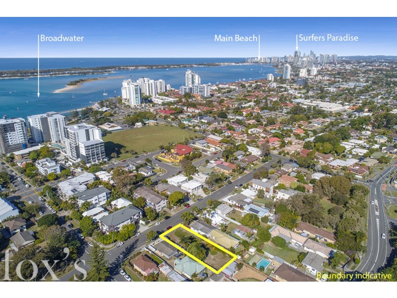 22 Middle Street, Labrador QLD 4215
