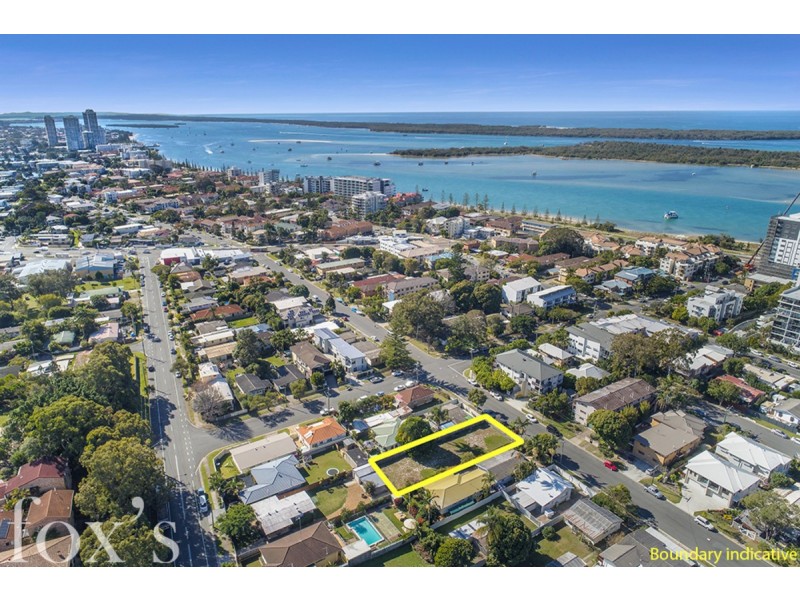 22 Middle Street, Labrador QLD 4215