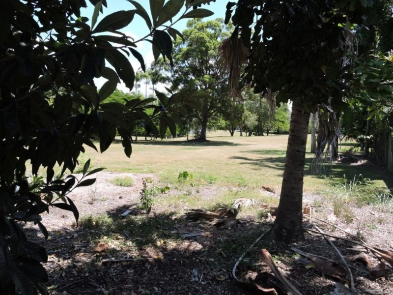 4/14 Terrigal Crescent, Southport QLD 4215