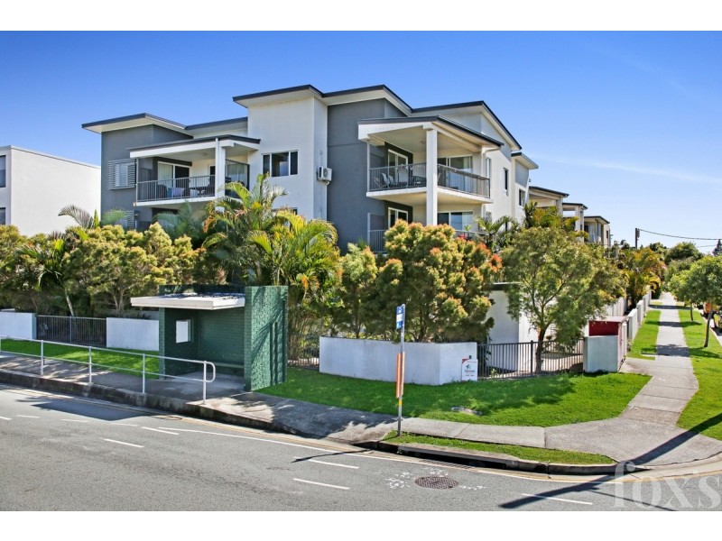 14/4 Proud Street, Labrador QLD 4215