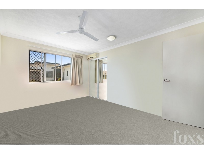 14/4 Proud Street, Labrador QLD 4215