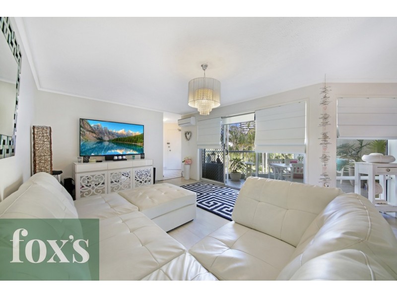 7/4 Madang Crescent, Runaway Bay QLD 4216
