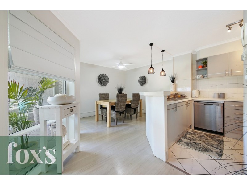 7/4 Madang Crescent, Runaway Bay QLD 4216